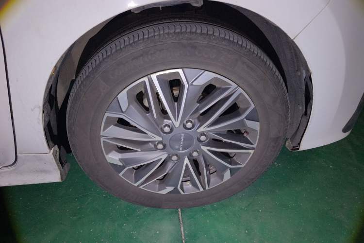 Used SAIC MAXUS G20 2021 PLUS 2.0T Gasoline Automatic ZhiZun Edition