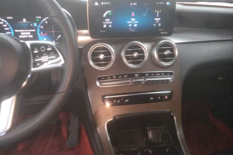 Used Mercedes-Benz GLC 2021 GLC 260 L 4MATIC Luxury Model
