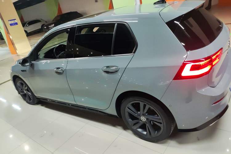 Used Volkswagen Golf 2021 280TSI DSG R-Line
