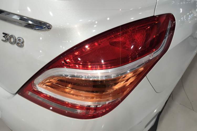 Used Peugeot 308 2013 1.6L Automatic Fashion Model
