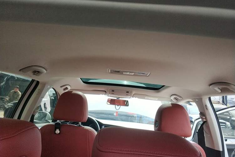 Used Volkswagen Golf 2018 230TSI Automatic Comfort Model
