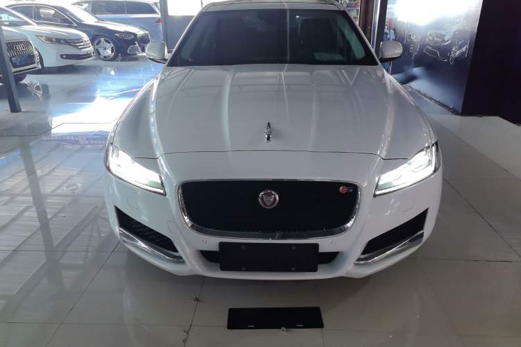 Used Jaguar XFL 2020 XFL 2.0T P250 Two-Wheel-Drive Luxury Edition