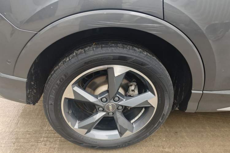 Used Audi Q3 2021 35 TFSI Fashion Dynamic Model