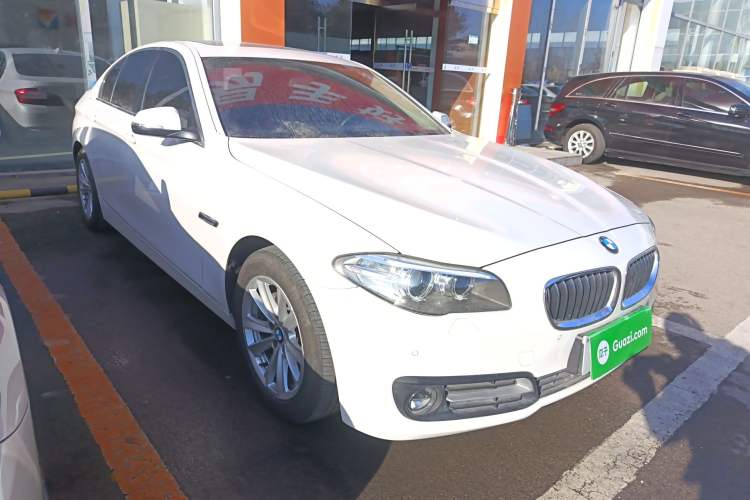 Used BMW 5 Series 2015 520i Elegant Edition
