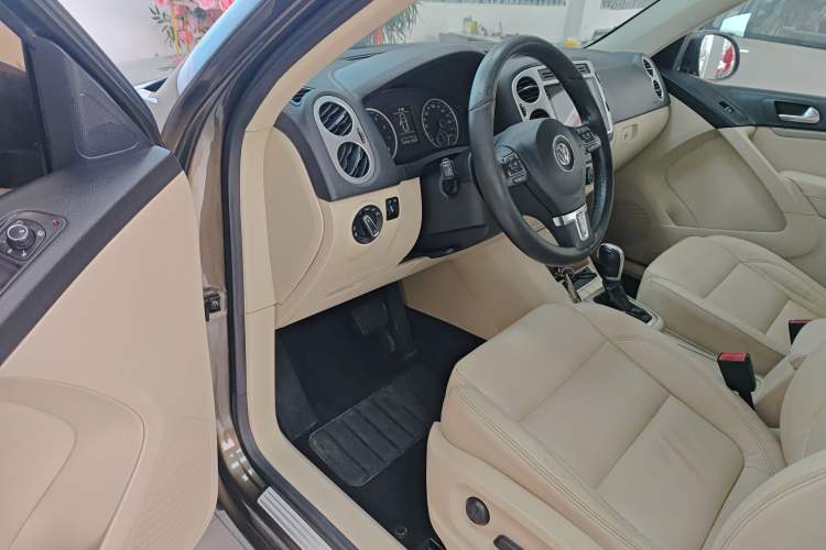 Used Volkswagen Tiguan 2015 1.8TSI Automatic Two-Wheel Drive Comfort Edition
