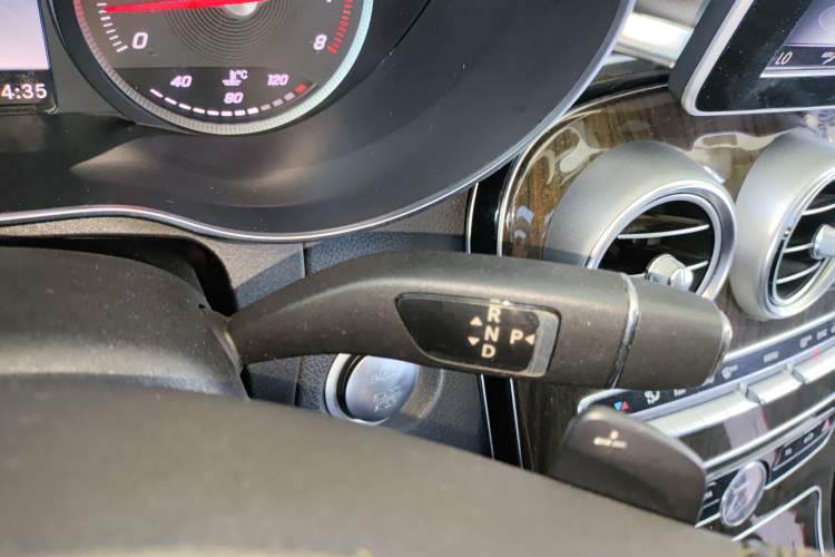 Used Mercedes-Benz C-Class 2015 C 180 L
