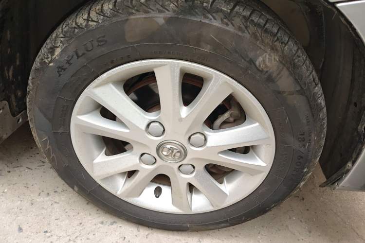 Used BAIC E Series 2013 Sedan 1.5L Automatic Lotte Edition
