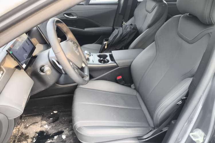 Used BYD Qin PLUS 2025 DM-i Smart Drive 120KM Superior Model