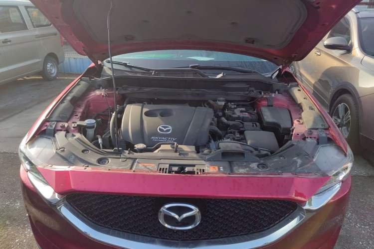 Used Mazda CX-5 2017 2.0L Automatic 2WD ZhiShang Trim China V Standard
