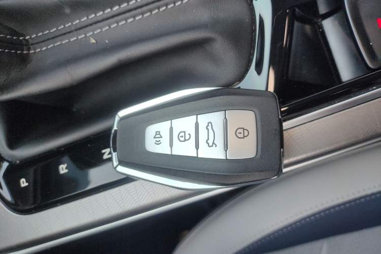 Used Geely Auto Emgrand 2022 4th Generation 1.5L CVT Flagship Model