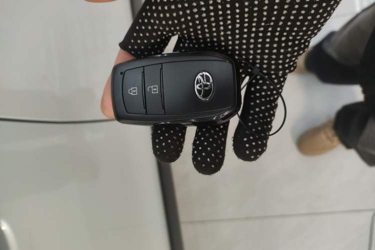 Used Toyota FRONTLANDER 2022 2.0L CVT Luxury Edition