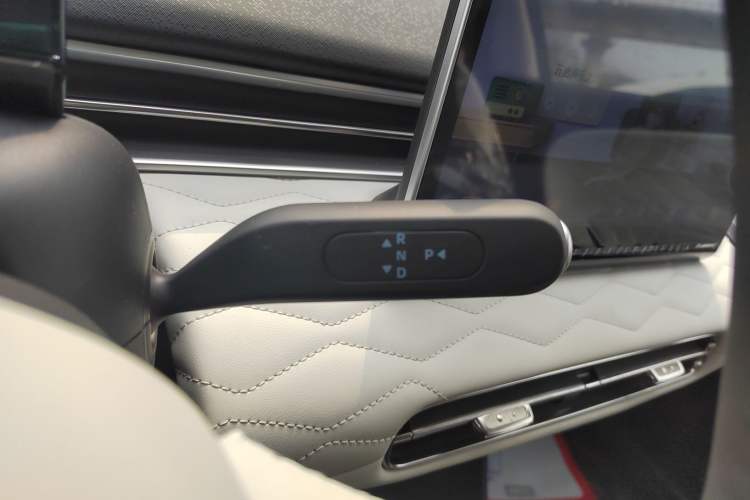 Used Dongfeng NAMMI 01 2024 New Edition 330 Plus Smart+
