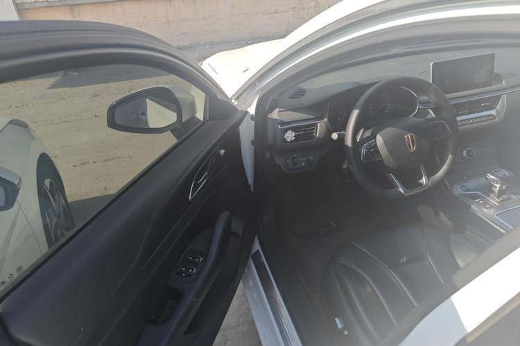 Used Hongqi H5 2020 1.8T Automatic ZhiLian QiYun Edition
