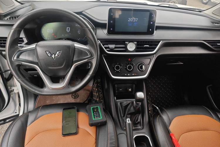 Used Wuling Hongguang S3 2018 1.5L Manual Comfort Model China V Standard
