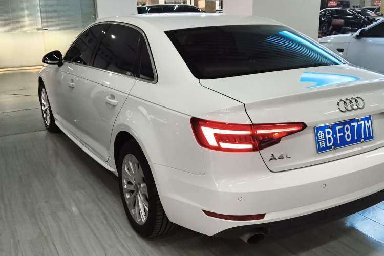 Used Audi A4L 2017 40 TFSI Ambition Edition