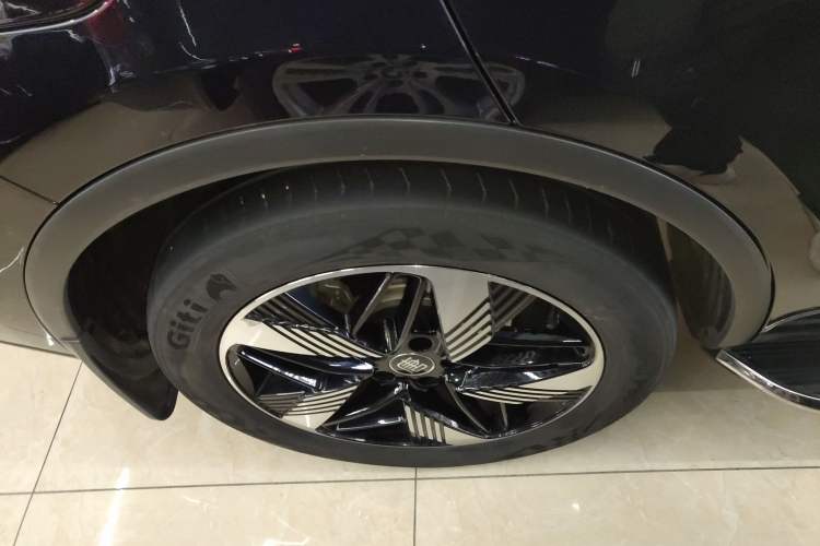 Used BYD Tang New Energy 2023 DM-i Champion Edition 112KM Prestige Model
