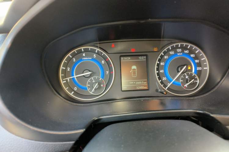 Used Dongfeng Fengon S560 2019 1.8L Manual Urban Model