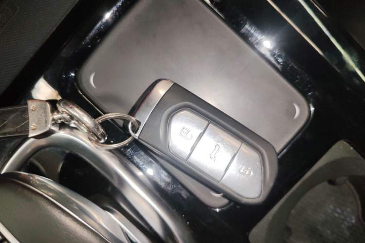 Used VOYAH FREE 2021 Four-Wheel Drive Extended-Range First Edition Commemorative Edition Exclusive Luxury Package