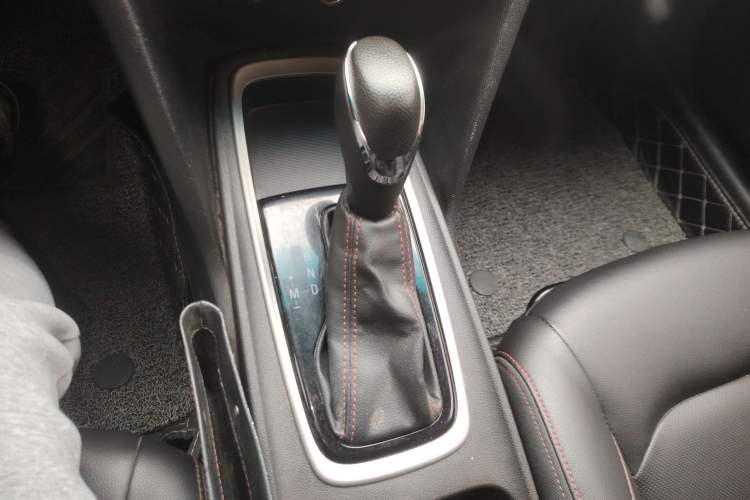 Used Chevrolet Monza 2022 Light Hybrid Redline 320T Dual-Clutch Thrilling Edition
