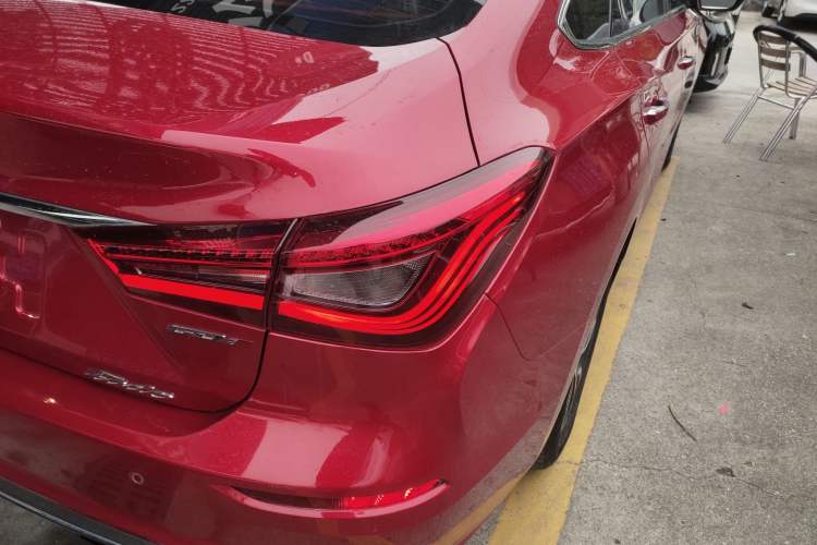 Used Changan Eado 2018 High-Energy Edition 1.6L GDI Manual Pioneer Model China V Standard