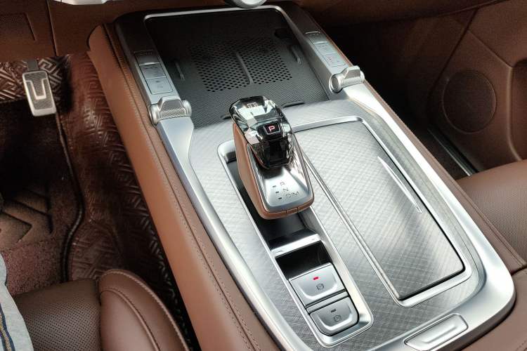 Used Tank 700 New Energy 2024 Hi4-T Extreme Edition
