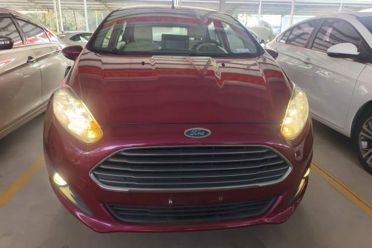 Used Ford Fiesta 2013 Hatchback 1.5L Automatic Fashion Edition