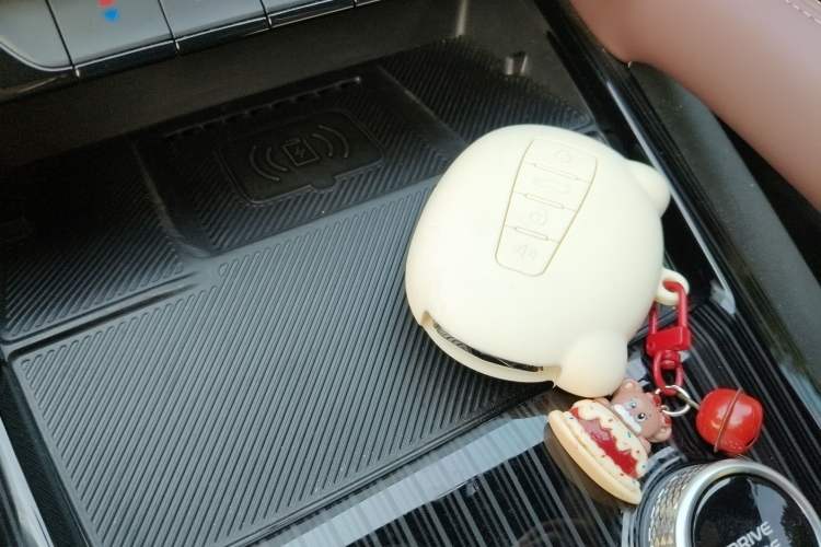 Used Geely Auto Monjaro L 2024 2.0TD High-Power Automatic Two-Wheel Drive Yunqi Version
