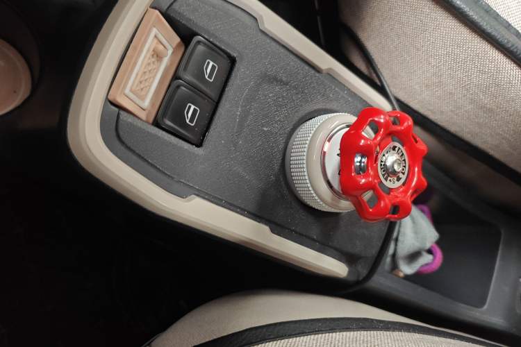 Used Chery QQ Ice Cream 2023 120km Ice Cream-Type Lithium Iron Phosphate
