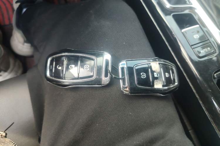 Used Dongfeng Fengon ix5 2019 220T CVT ZhiShang Trim China V Standard