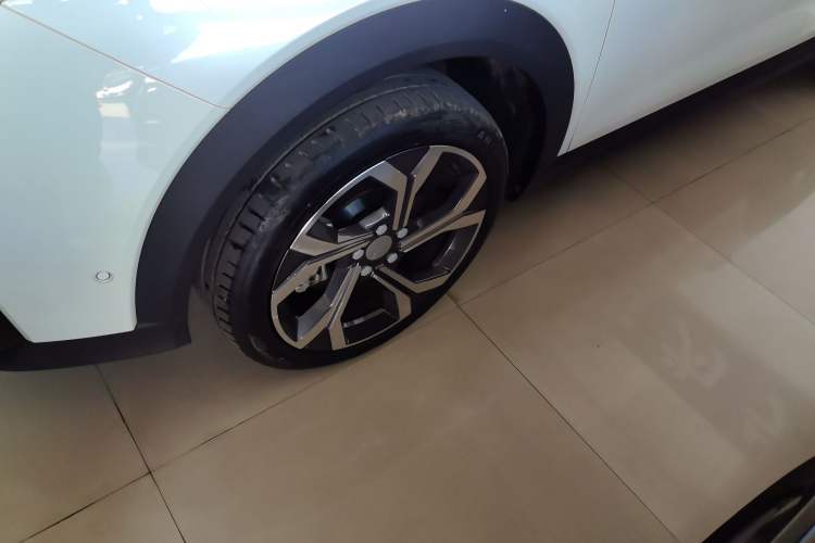 Used Lynk & Co 06 2023 Remix 1.5T Dynamic Halo
