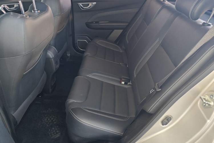 Used Geely Auto Vision X3 2017 1.5L Manual Elite Model
