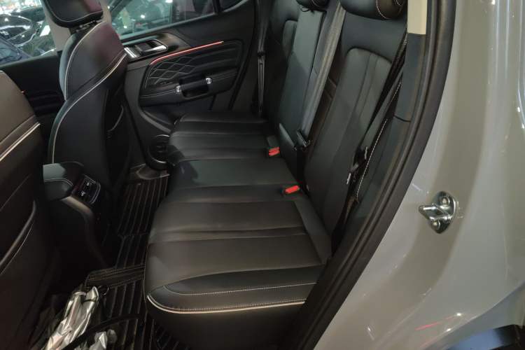 Used Tank 300 2023 City Edition 2.0T—Stylish as Ever
