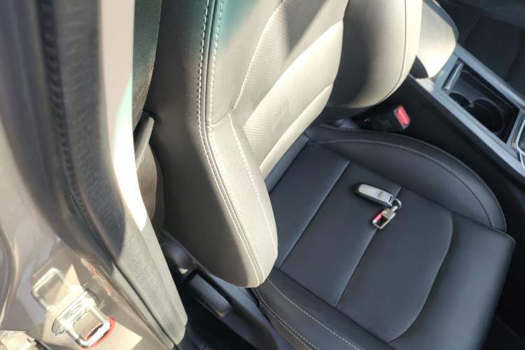 Used Geely Auto Emgrand 2018 1.5L CVT Upward Connect Edition
