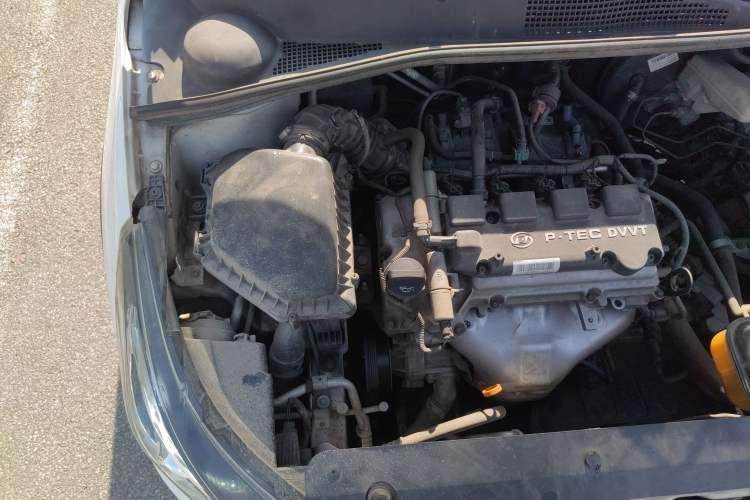 Used Baojun 310W 2017 1.5L Manual Fashion Model China V