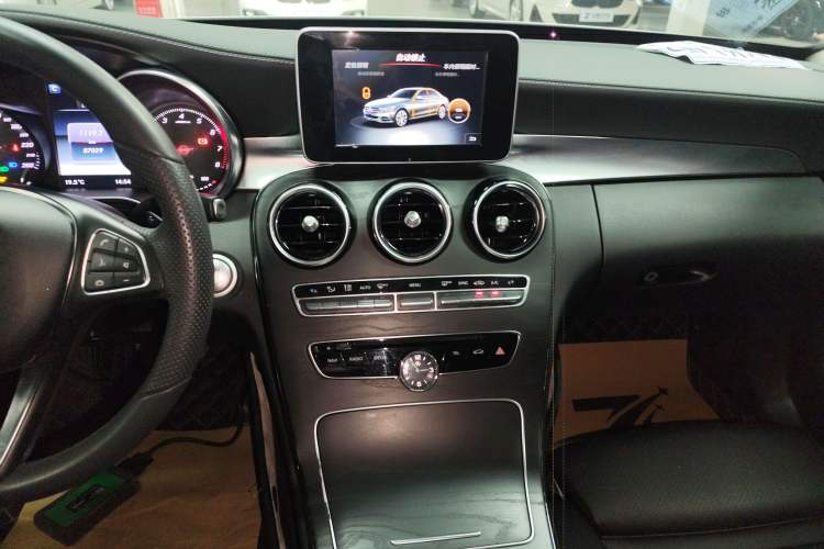 Used Mercedes-Benz C-Class 2017 C 200 L Sport Edition
