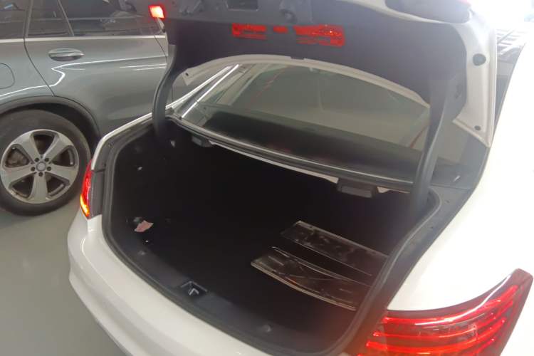 Used Mercedes-Benz E-Class 2014 E 200 Coupe