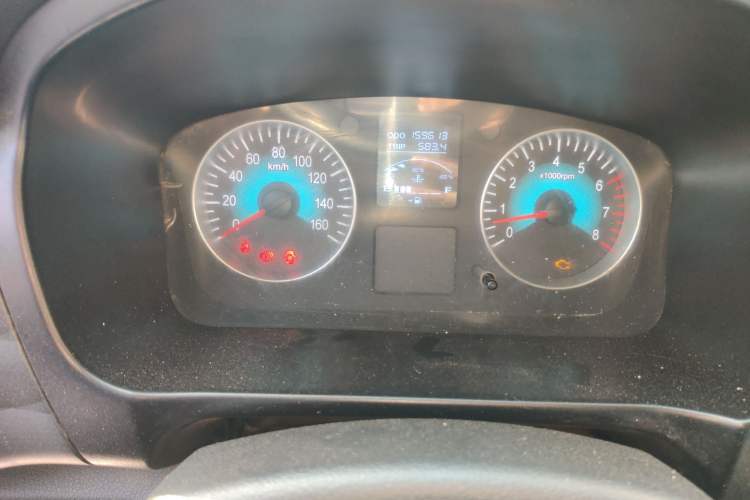 Used Jinbei Gold Hiace 2021 1.5L Passenger Vehicle Travel Lion 5-Seater
