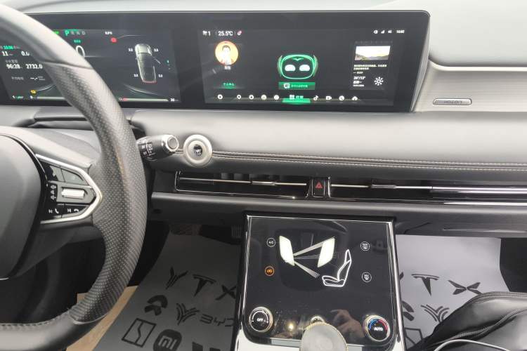 Used NETA U 2021 Revised Pro 400 Industry Custom Edition
