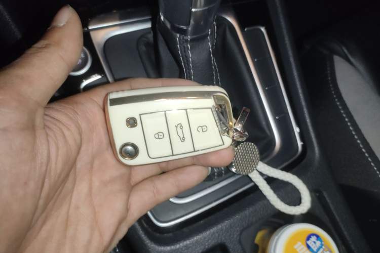 Used Volkswagen Golf 2020 280TSI DSG R-Line Version
