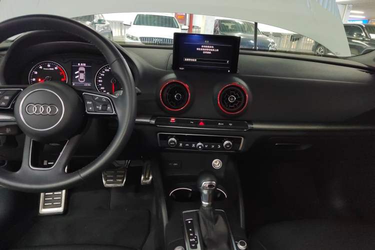 Used Audi A3 2020 Limousine 35 TFSI Style Edition China VI Emission Standard
