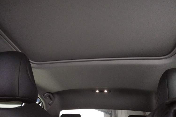 Used Toyota Camry 2021 2.0G Luxury Edition
