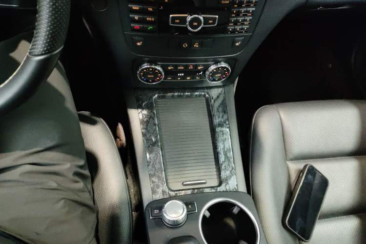 Used Mercedes-Benz GLK-Class 2013 Facelift GLK 300 4MATIC Fashion Edition