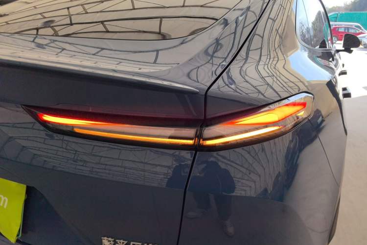 Used ONVO L60 2024 60 kWh Rear-Drive Version
