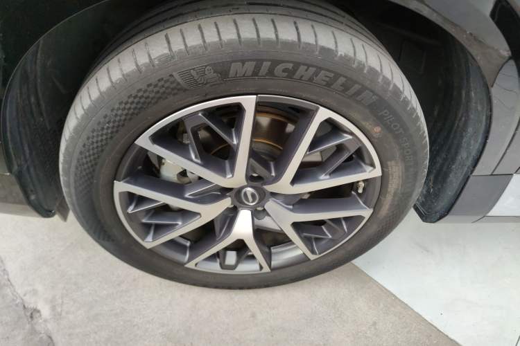 Used GAC Trumpchi GS8 2022 Double-Energy Series 2.0TM Four-Wheel Drive Premium Edition (7 Seats)
