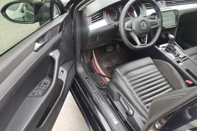 Used Volkswagen Magotan 2020 280TSI DSG Comfort Edition
