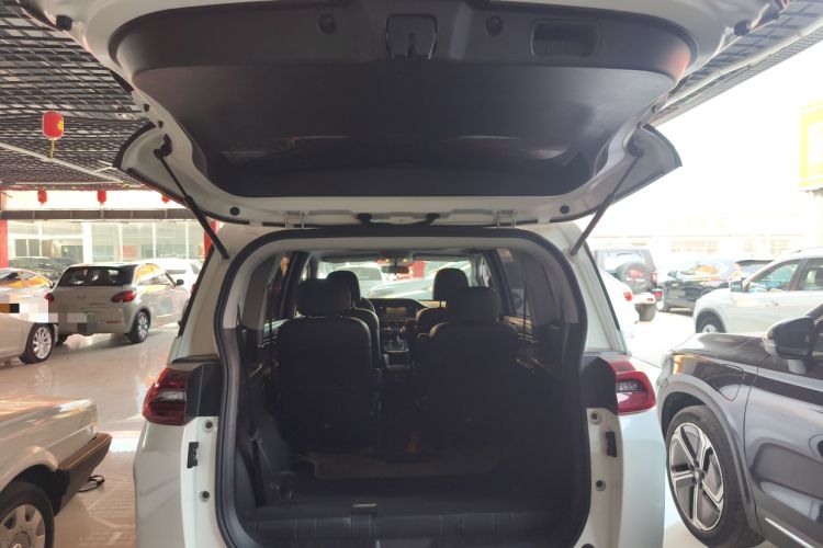 Used GAC Trumpchi M6 2021 270T DCT Luxury Edition (7 Seats)
