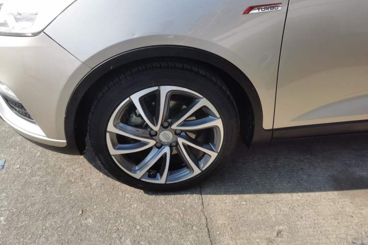 Used Geely Auto Emgrand GS 2016 Elegant Edition 1.3T Automatic ZhenShang Model
