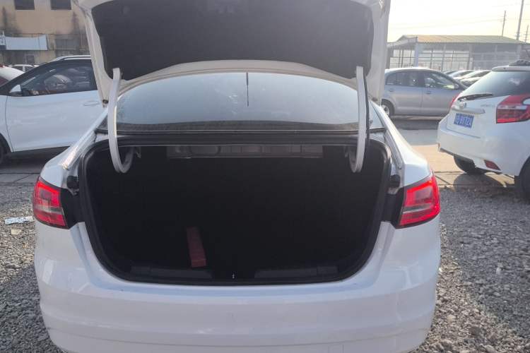 Used Ford Escort 2017 Happiness Edition 1.5L Automatic Fashion Version