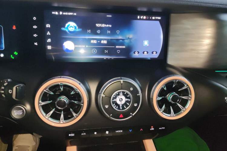 Used Tank 300 2023 City Edition 2.0T—Stylish as Ever