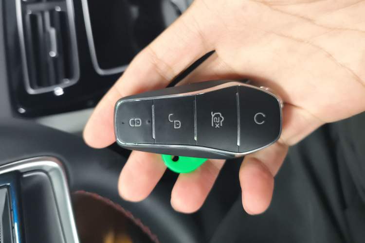 Used BYD Qin PLUS 2021 EV 400KM Luxury Model
